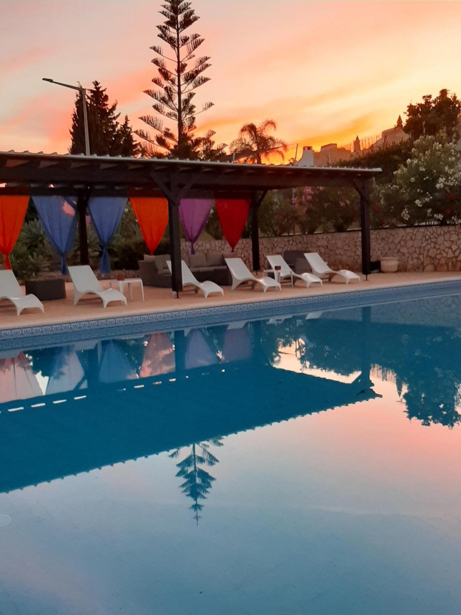 Lucie Lime Guesthouse Praia Da Luz Exterior photo