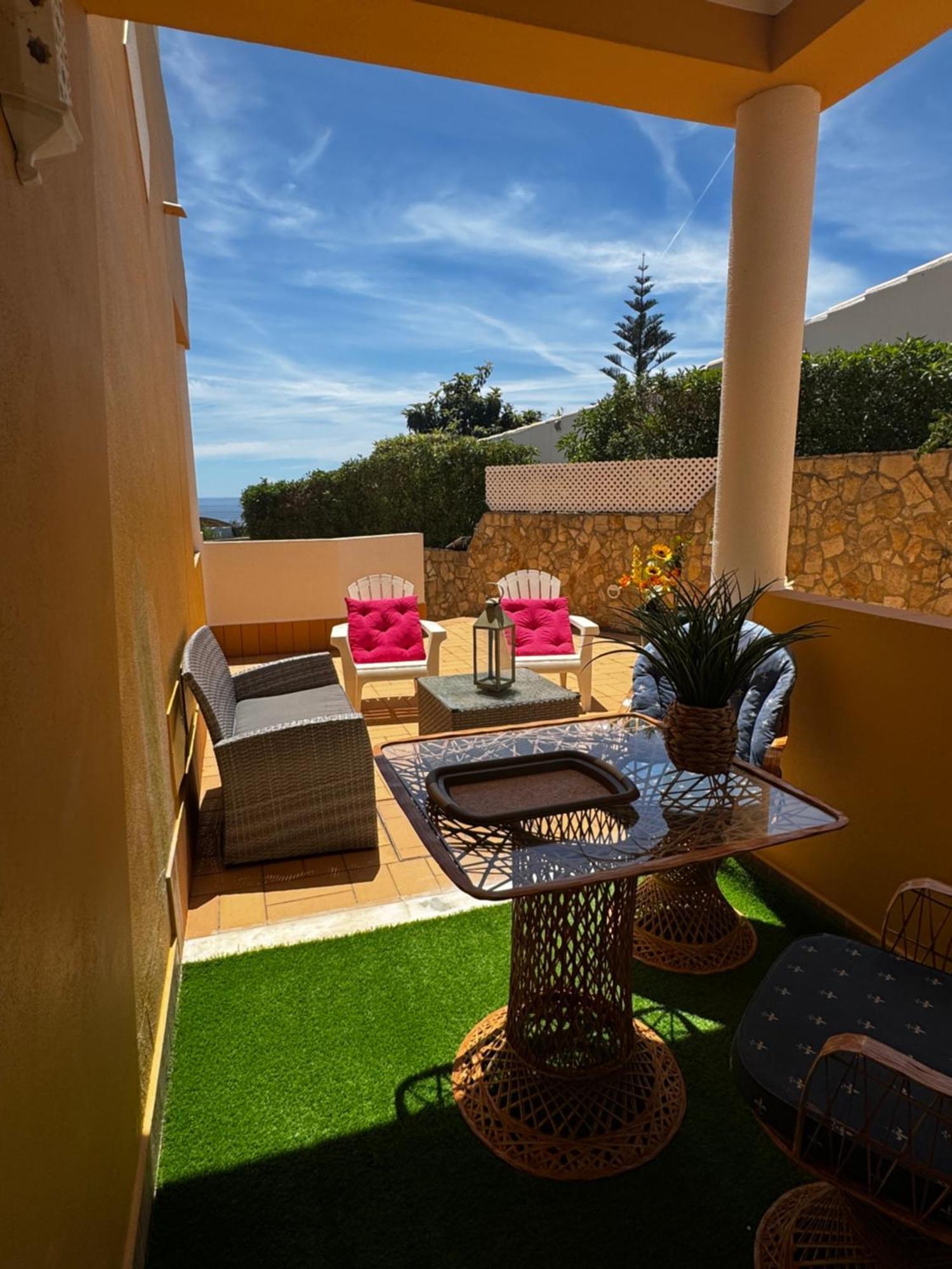 Lucie Lime Guesthouse Praia Da Luz Exterior photo